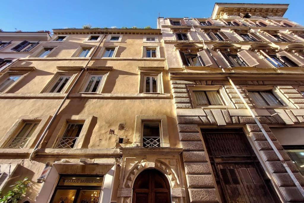 Navona Elegant Two Bedroom Apartment โรม ภายนอก รูปภาพ