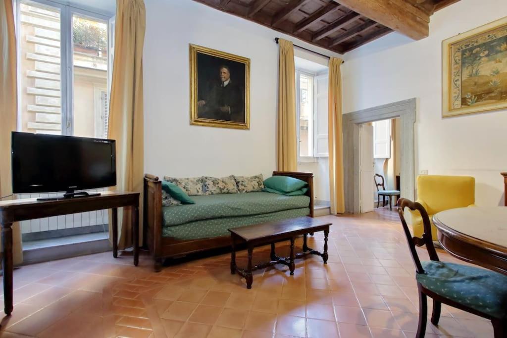 Navona Elegant Two Bedroom Apartment โรม ภายนอก รูปภาพ